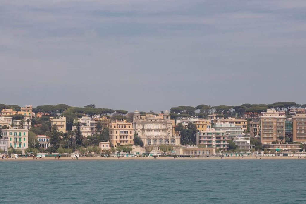Alloggio Turistico Flavia Anzio Ngoại thất bức ảnh